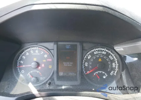 2019 Toyota Tacoma Sr V6 z USA, uszkodzony, nr VIN 3TMCZ5AN7KM273348